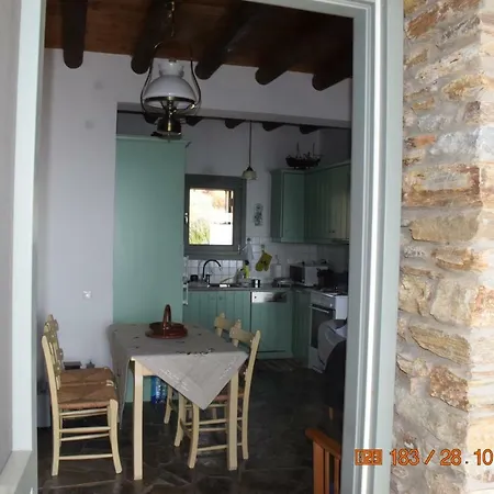 Sunrise Stone Hétvégi ház Korthio